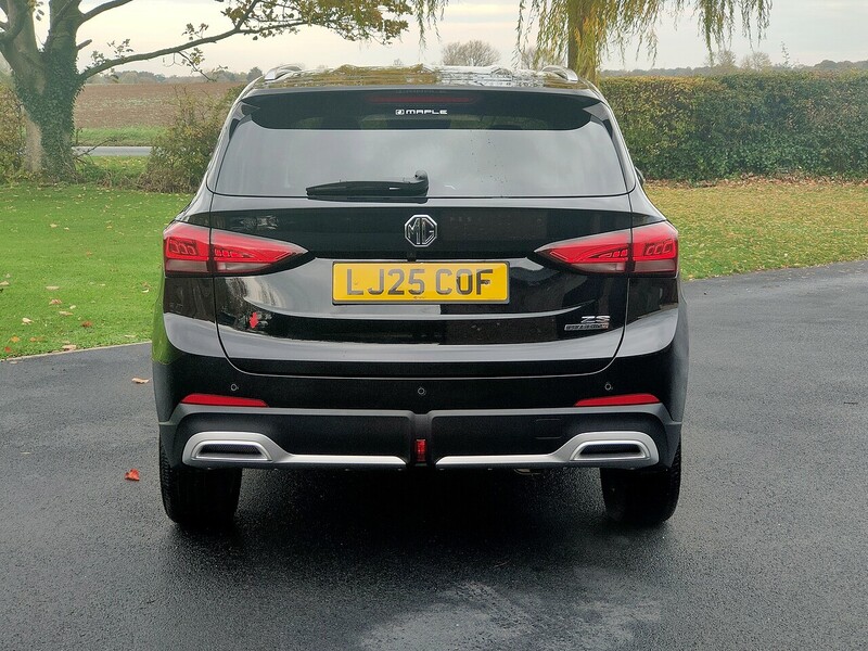 MG Hybrid+ Trophy 1.5 5dr SUV Automatic Petrol Hybrid