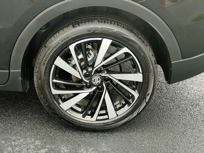 MG Hybrid+ Trophy 1.5 5dr SUV Automatic Petrol Hybrid