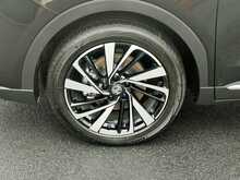 MG ZS 1.5 Trophy Hybrid+ Auto