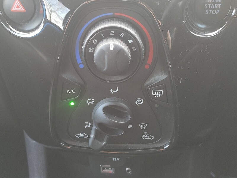 Peugeot 1.2 PureTech Allure Hatchback 3dr Petrol Manual Euro 6 (82 ps)