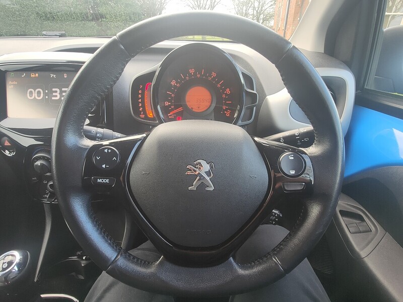Peugeot 1.2 PureTech Allure Hatchback 3dr Petrol Manual Euro 6 (82 ps)
