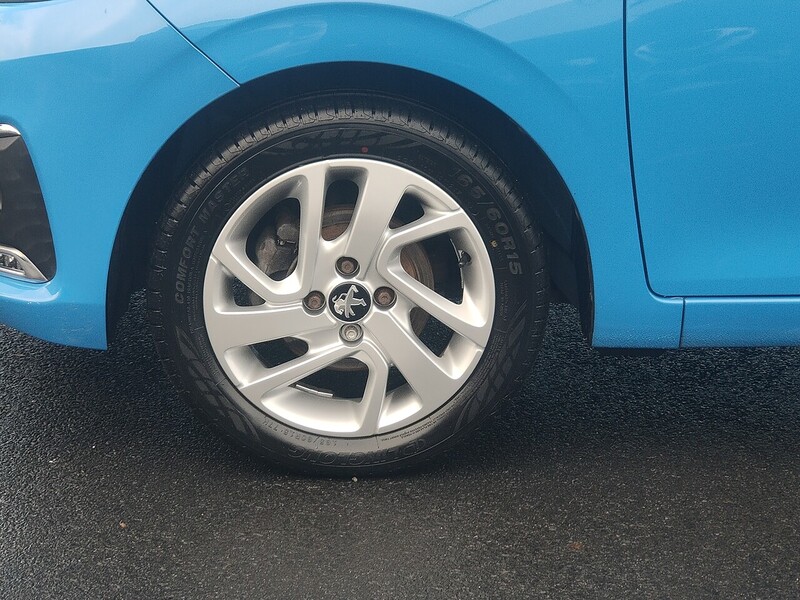 Peugeot 1.2 PureTech Allure Hatchback 3dr Petrol Manual Euro 6 (82 ps)