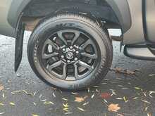 Toyota Hilux 2.8 Invincible X Double Cab