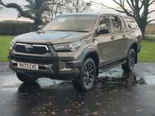 Toyota Hilux 2.8 Invincible X Double Cab