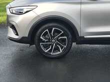 MG ZS 1.0T Exclusive Auto