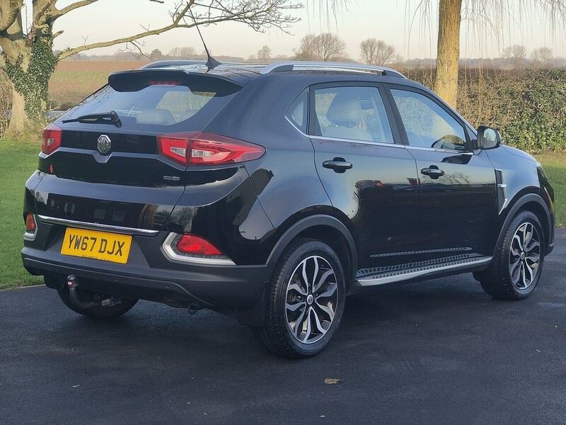 MG Exclusive 1.5T GDi 5dr SUV Manual Petrol