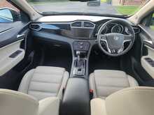 MG GS 1.5T Exclusive Manual