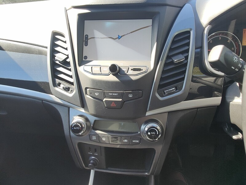 SSANGYONG 2.2 LE 2WD 5dr SUV Automatic Diesel