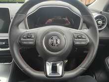MG HS 1.5T-Gdi Trophy Petrol Plug In