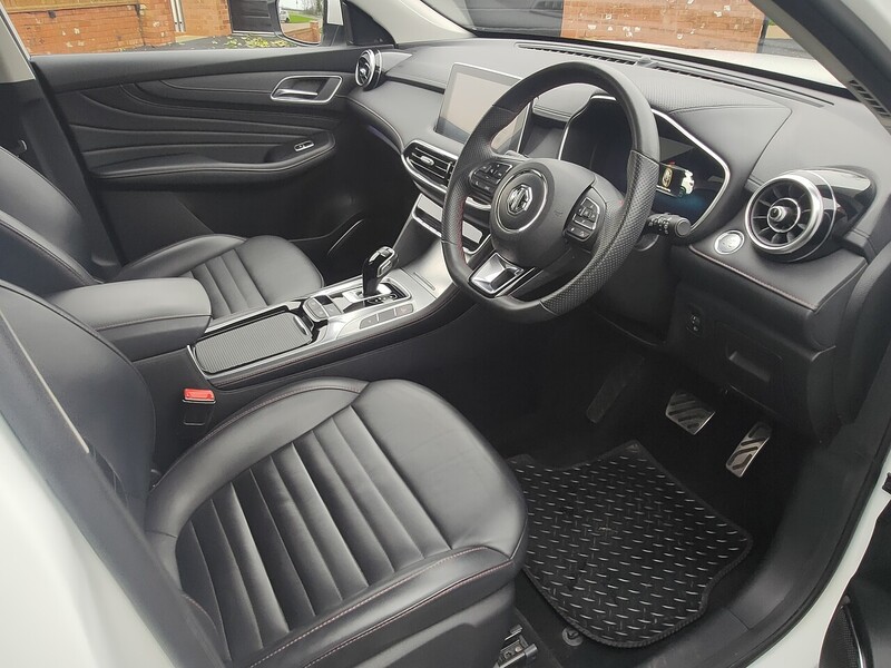 MG 1.5T-GDI Trophy Plug in Hybrid 1.5 5dr SUV Automatic Petrol Plug-in Hybrid