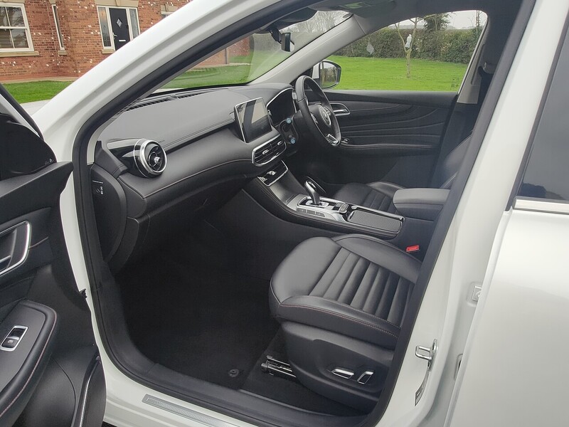 MG 1.5T-GDI Trophy Plug in Hybrid 1.5 5dr SUV Automatic Petrol Plug-in Hybrid