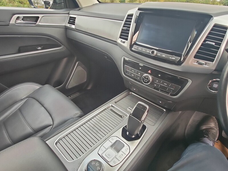 SsangYong Ultimate 2.2 5dr Estate Automatic Diesel