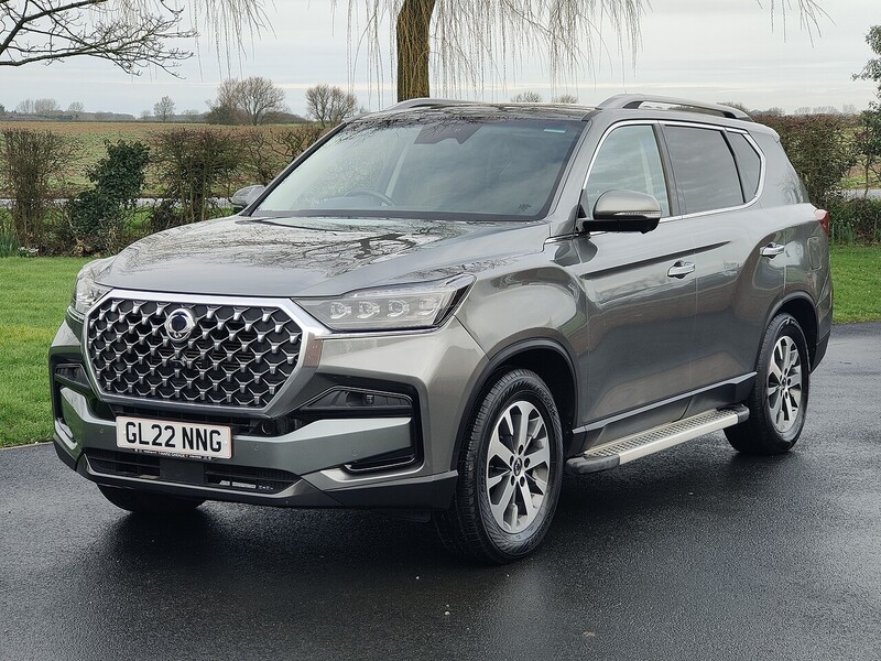 SsangYong Ultimate 2.2 5dr Estate Automatic Diesel