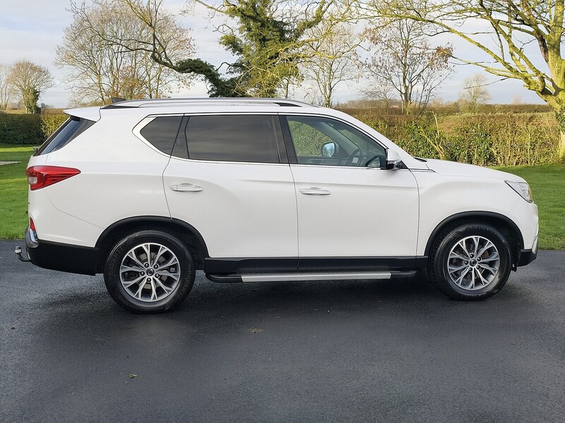 SsangYong Ice 2.2 5dr Estate Automatic Diesel