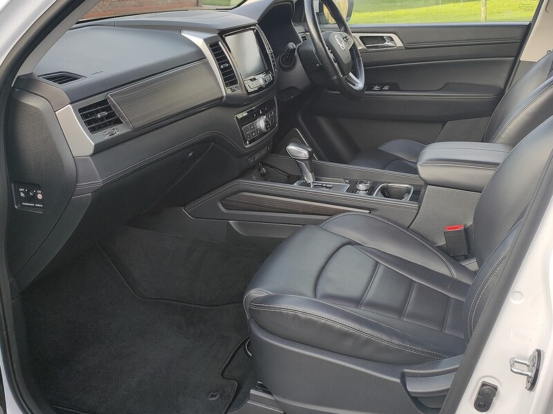 SsangYong Ice 2.2 5dr Estate Automatic Diesel