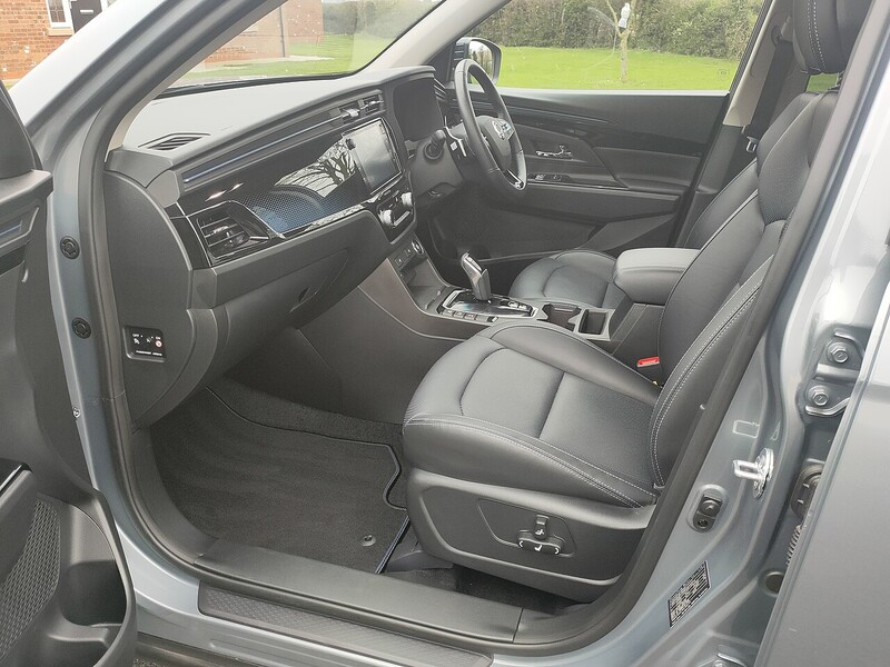 SsangYong 61.5kWh Ultimate SUV 5dr Electric Auto (190 ps)