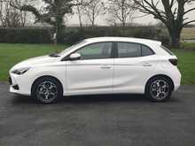 MG3 Hybrid Auto