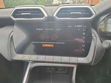 MG ZS 1.5 Trophy Hybrid+