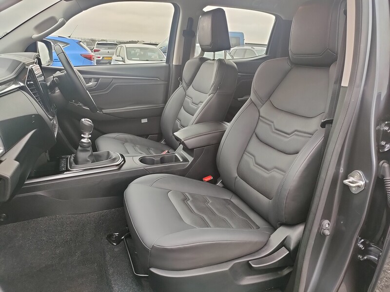 Isuzu DL40 Canopy Towbar 1.9 4dr Pickup Manual Diesel