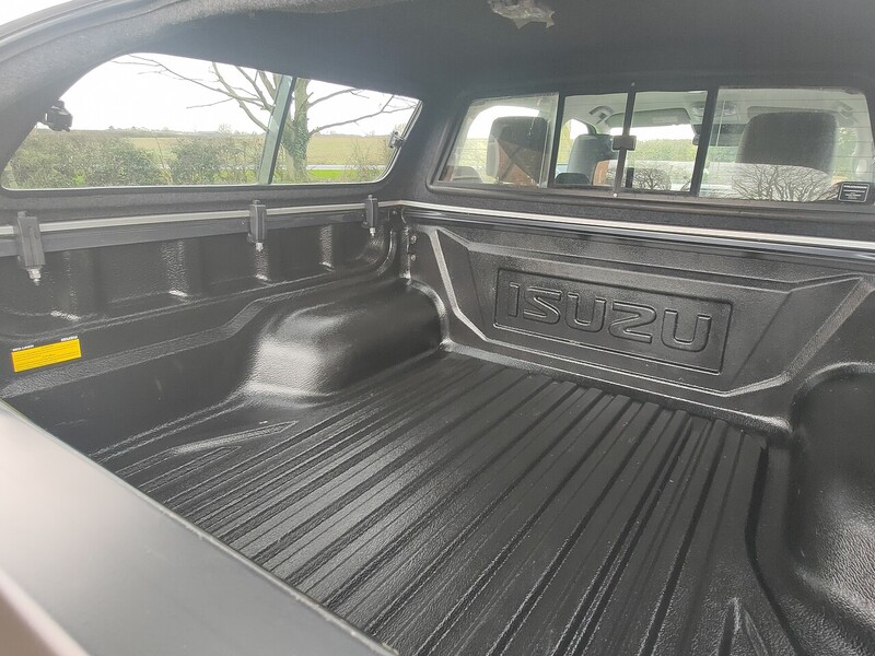 Isuzu DL40 Canopy Towbar 1.9 4dr Pickup Manual Diesel