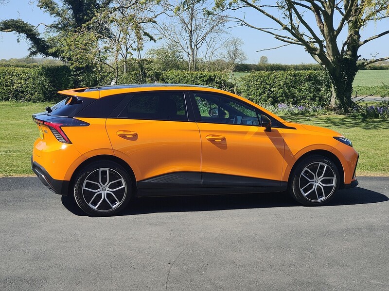 MG 77kWh Trophy Extended Range Hatchback 5dr Electric Auto (245 ps)