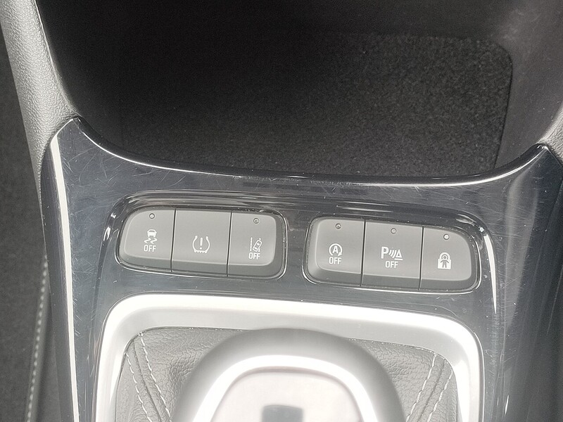 Vauxhall 1.2 Turbo SRi Nav SUV 5dr Petrol Manual Euro 6 (s/s) (110 ps)