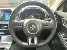 MG HS Trophy Plug In Hybrid