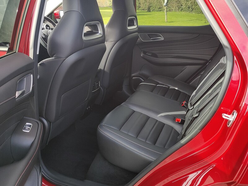 MG T-GDI Trophy Phev 1.5 5dr SUV Automatic Petrol Plug-in Hybrid