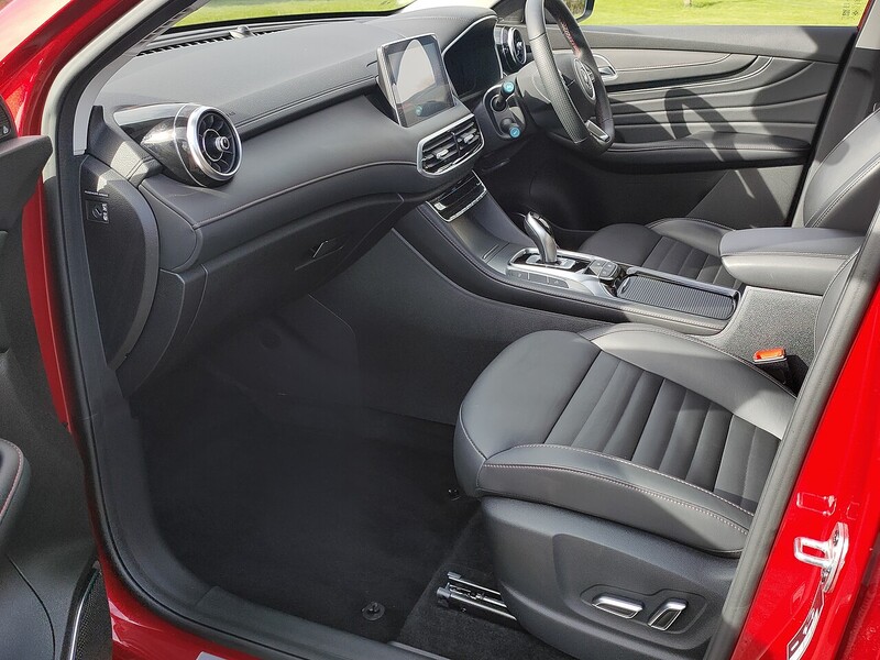 MG T-GDI Trophy Phev 1.5 5dr SUV Automatic Petrol Plug-in Hybrid