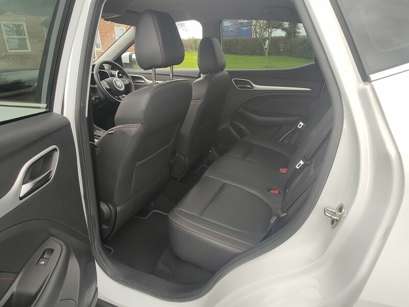 MG T-GDI Exclusive 1.0 5dr SUV Automatic Petrol