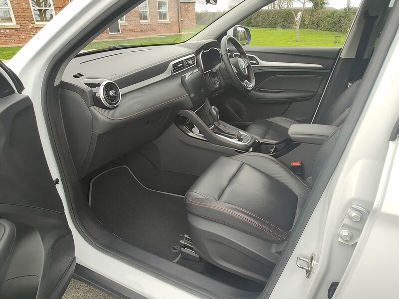 MG T-GDI Exclusive 1.0 5dr SUV Automatic Petrol