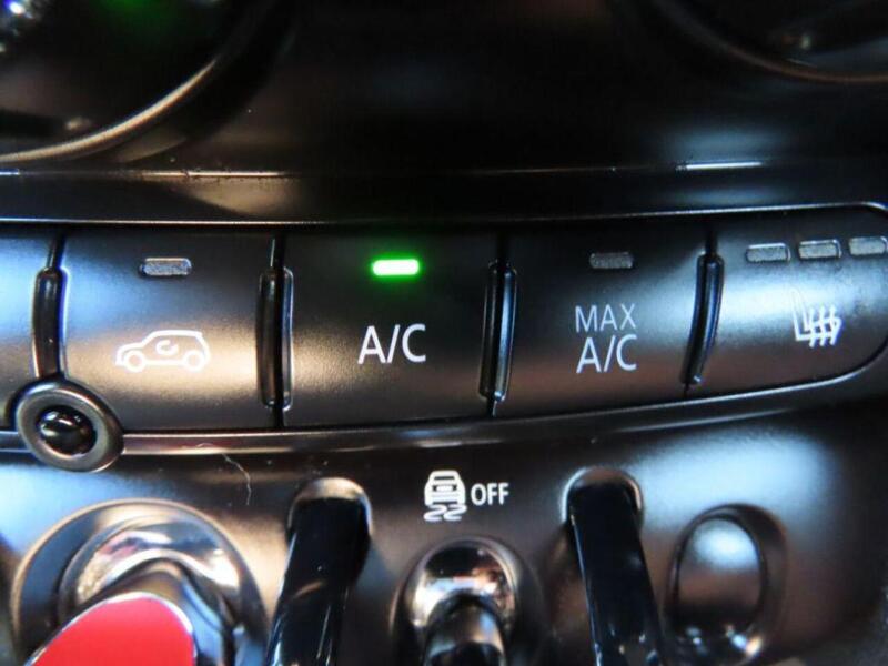 Mini Hatchback Hatchback 1.5 Cooper Sport II 3dr - U4656