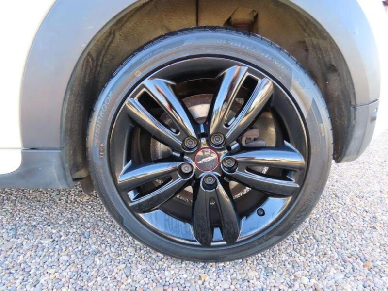 Mini Hatchback Hatchback 1.5 Cooper Sport II 3dr - U4656