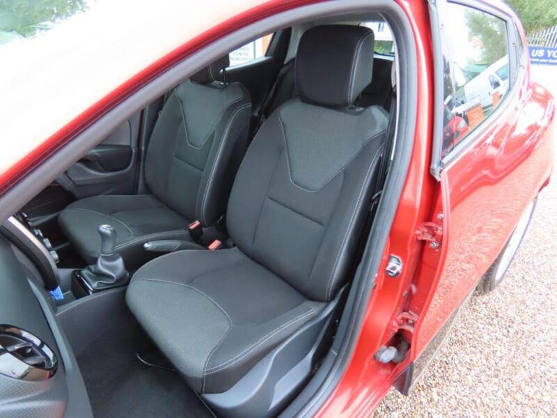 Renault Clio 1.2 16V Dynamique Nav 5dr - U4679