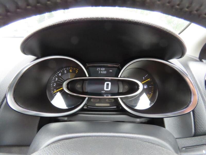 Renault Clio 1.2 16V Dynamique Nav 5dr - U4679