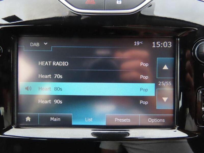 Renault Clio 1.2 16V Dynamique Nav 5dr - U4679