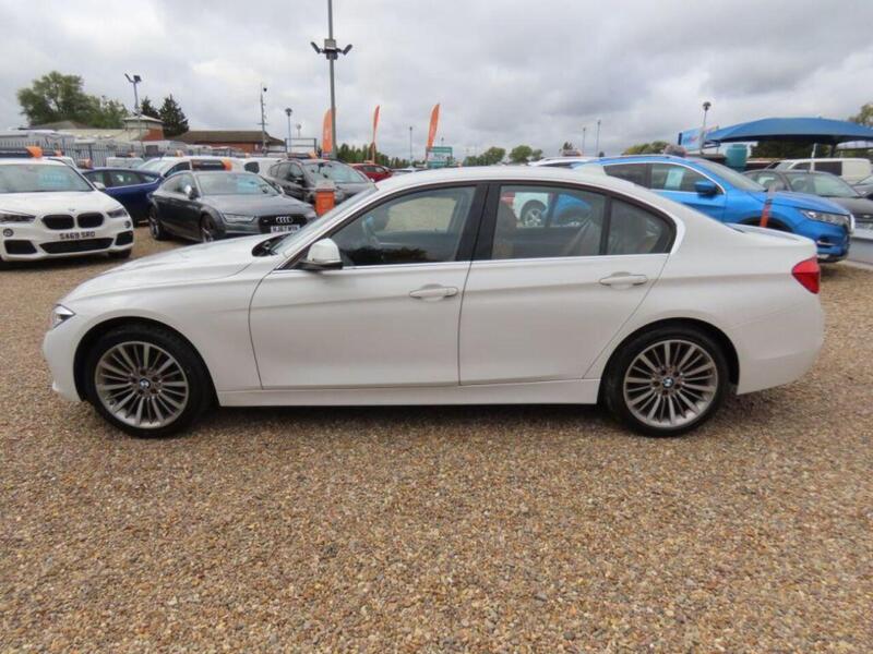 BMW 3 Series 320d Luxury 4dr Step Auto - U4711