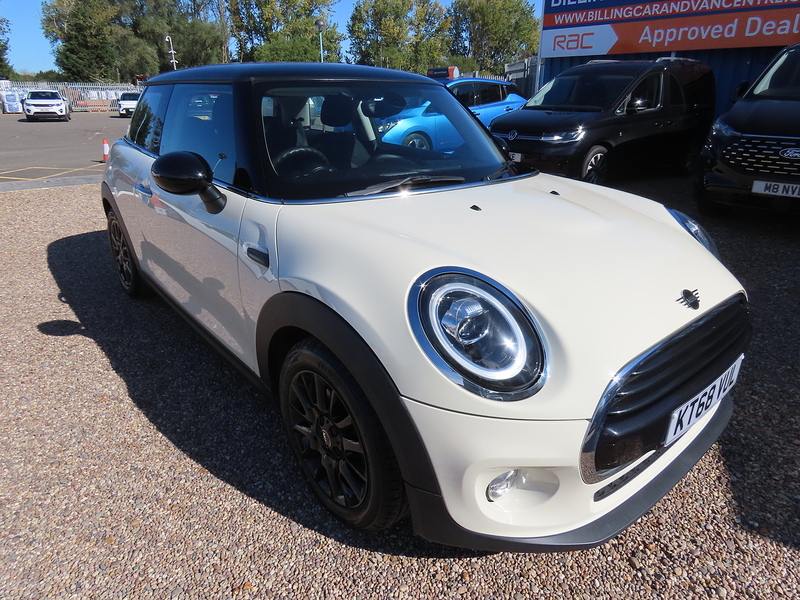 Mini Hatchback 1.5 Cooper Classic II 3dr - U4716