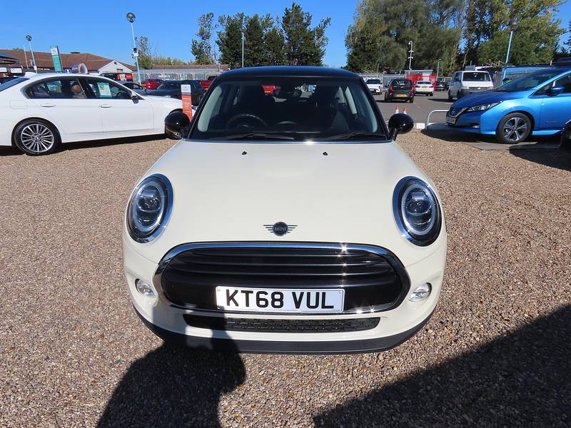 Mini Hatchback 1.5 Cooper Classic II 3dr - U4716