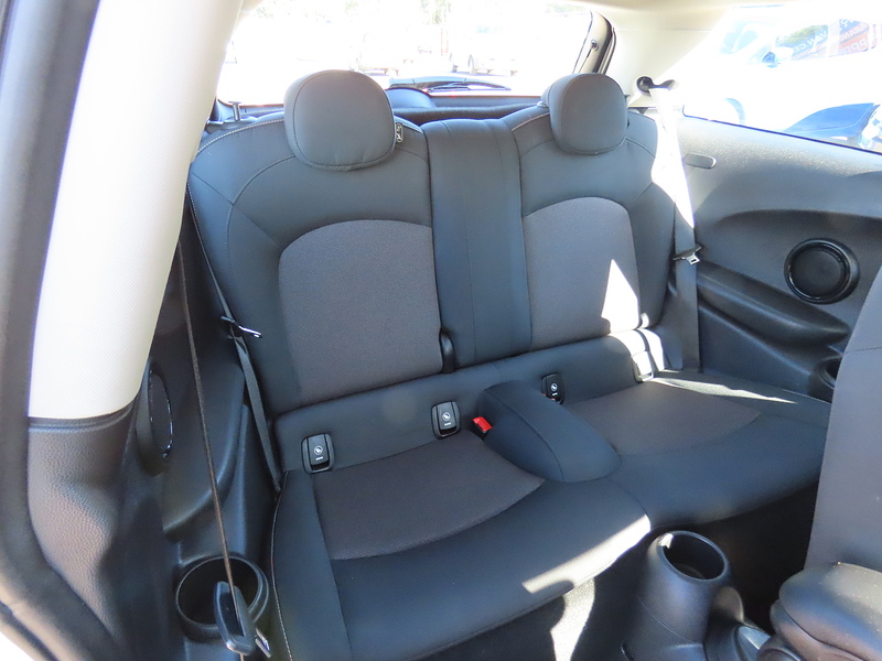 Mini Hatchback 1.5 Cooper Classic II 3dr - U4716