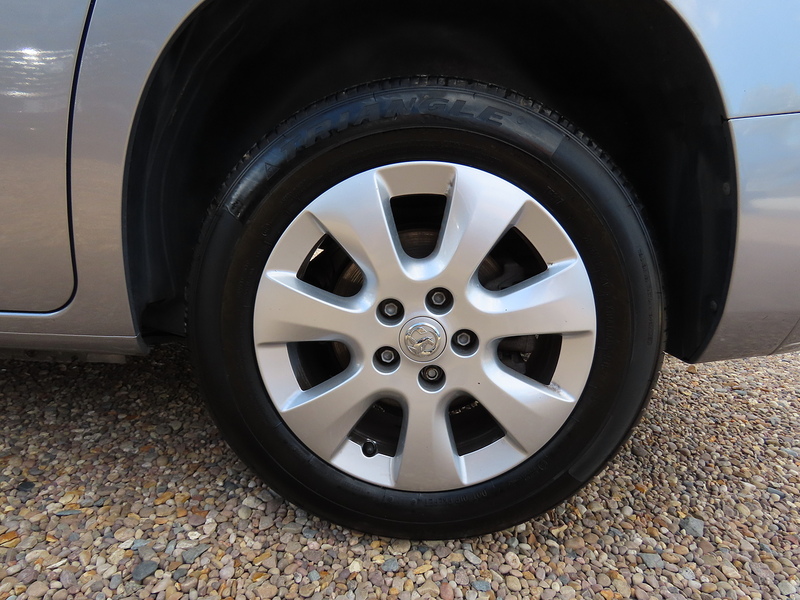 Vauxhall Combo 1.5 Turbo D 2000 Griffin Panel Van 4dr Diesel Manual L1 H1 Euro 6 (100 ps) - U4717