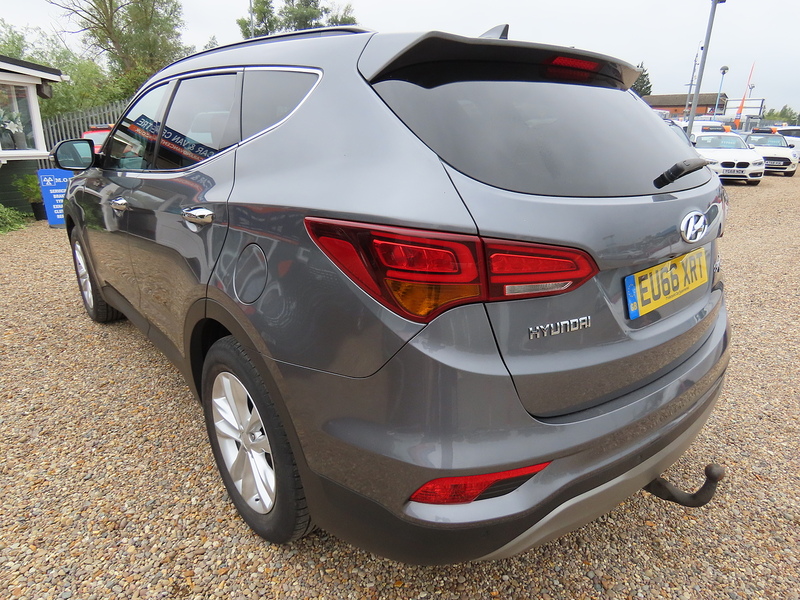 Hyundai Santa Fe 2.2 CRDi Blue Drive Premium 5dr Auto [5 Seats] - U4718