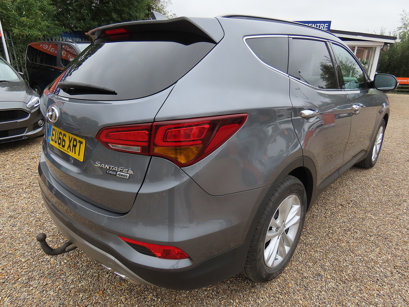 Hyundai Santa Fe 2.2 CRDi Blue Drive Premium 5dr Auto [5 Seats] - U4718