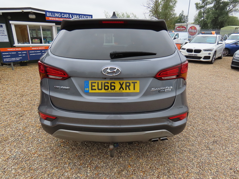 Hyundai Santa Fe 2.2 CRDi Blue Drive Premium 5dr Auto [5 Seats] - U4718