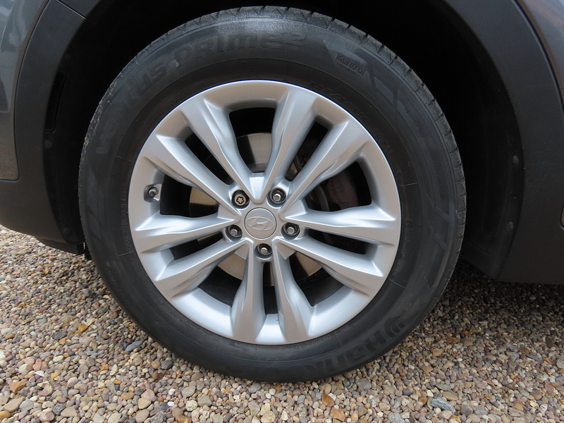 Hyundai Santa Fe 2.2 CRDi Blue Drive Premium 5dr Auto [5 Seats] - U4718