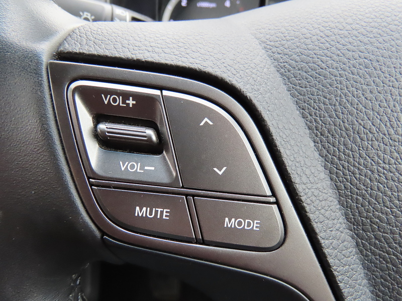 Hyundai Santa Fe 2.2 CRDi Blue Drive Premium 5dr Auto [5 Seats] - U4718