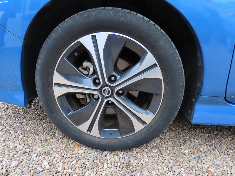 Nissan Leaf Tekna - U4720