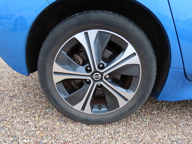 Nissan Leaf Tekna - U4720