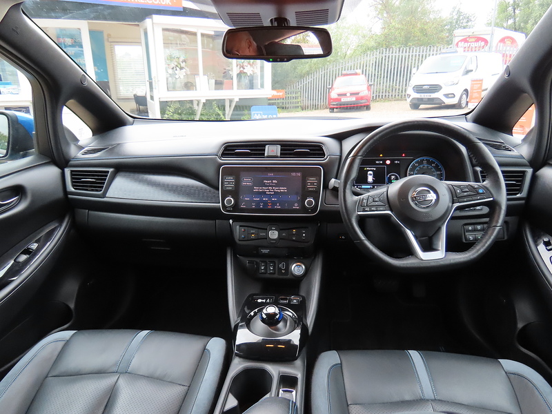 Nissan Leaf Tekna - U4720