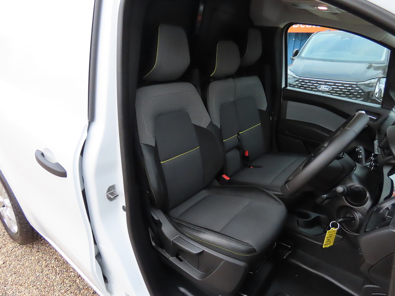 Renault Kangoo 1.5 dCi Blue ENERGY ML19 Advance Panel Van 6dr Diesel Manual MWB Euro 6 (s/s) (95 ps) - U4721